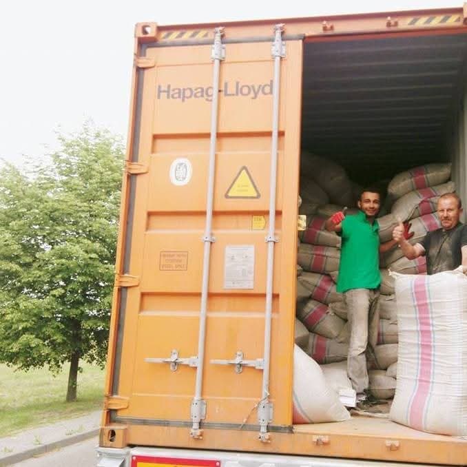EGIPOL — container loading of bulk herb & spice sacks for export